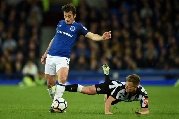 尽管竞争残 尽管竞争残